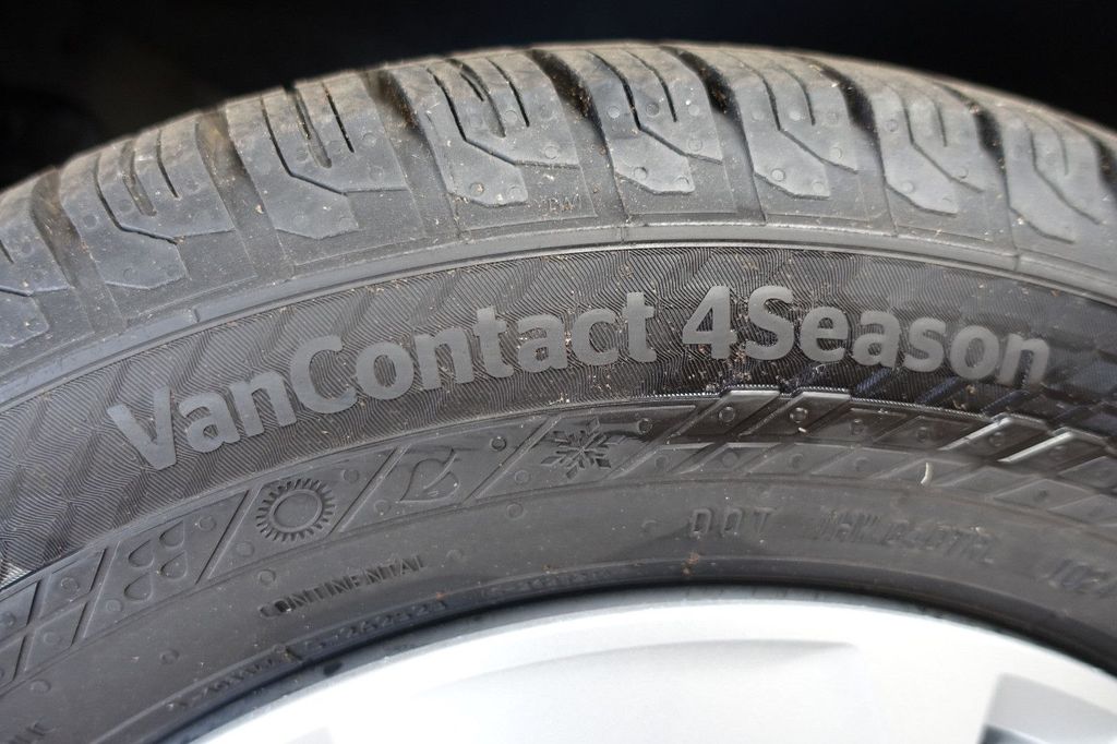 Volkswagen T6 Transporter 2025