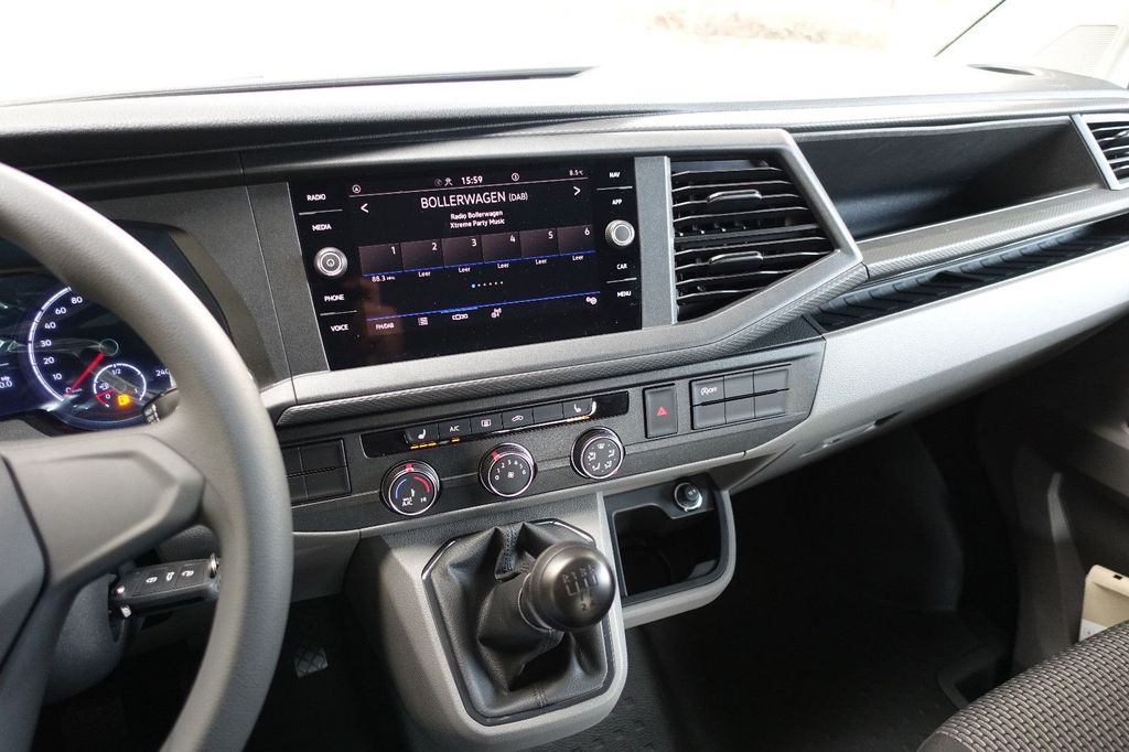 Volkswagen T6 Transporter 2025