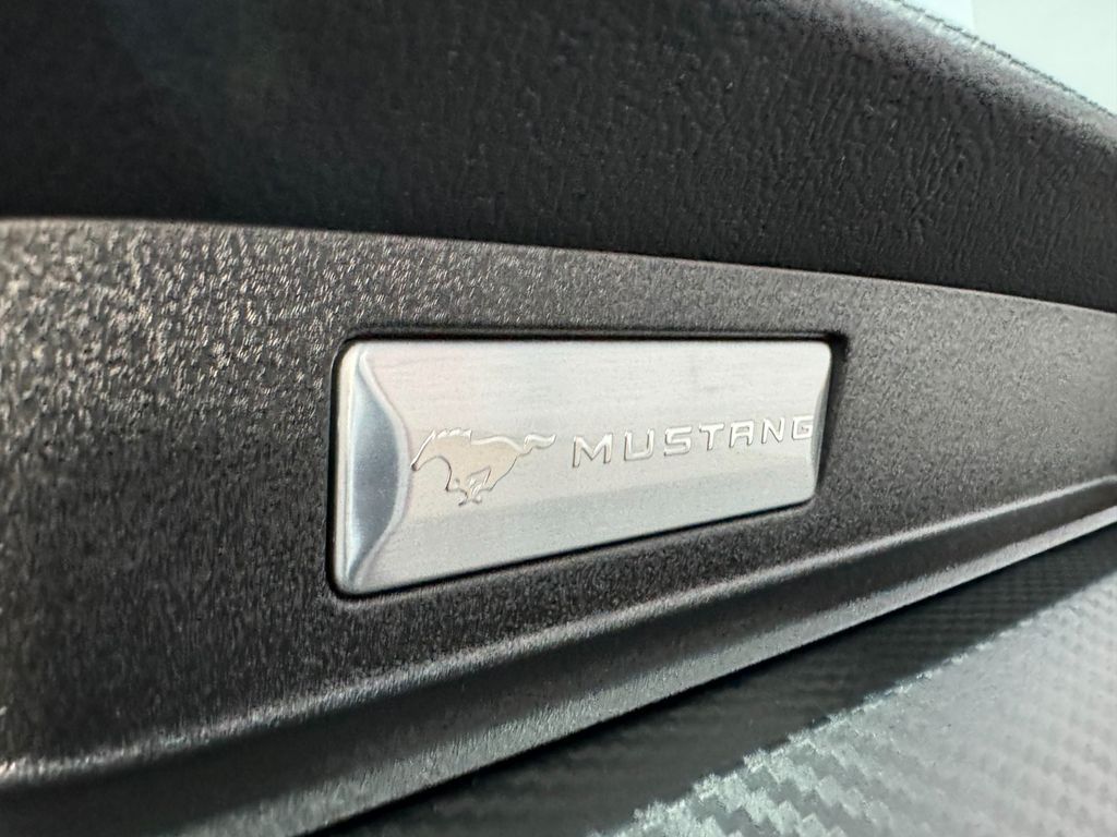 Ford Mustang 2019