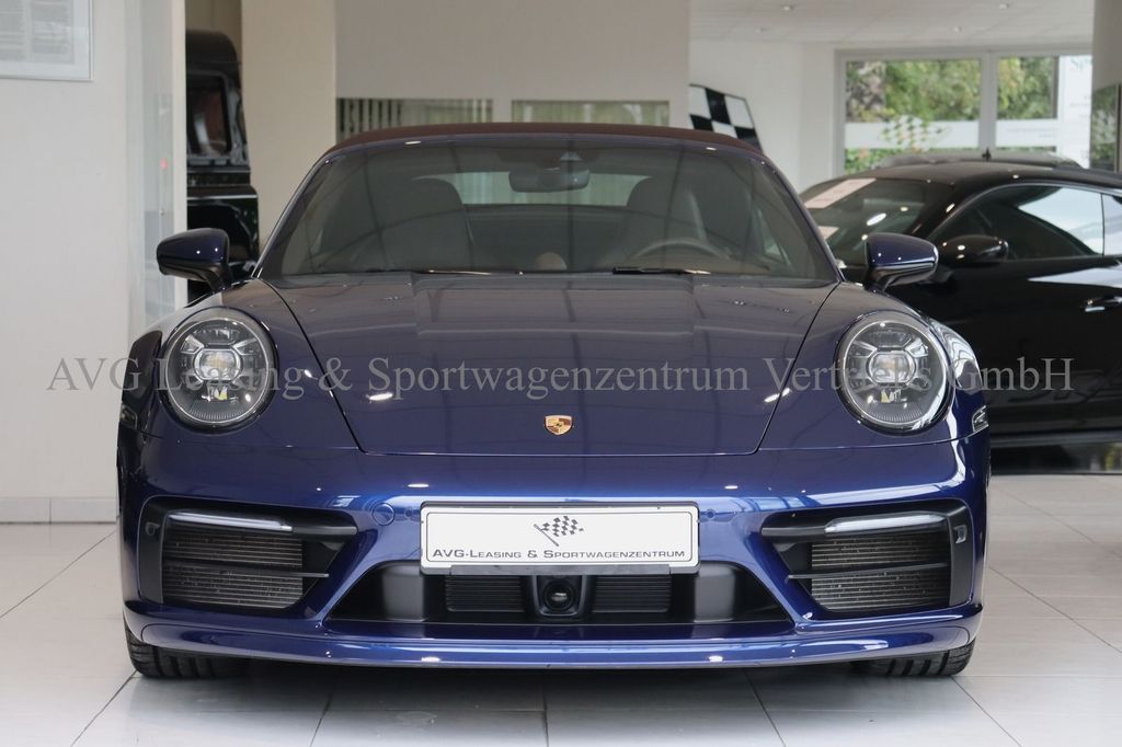 Porsche 992 2024