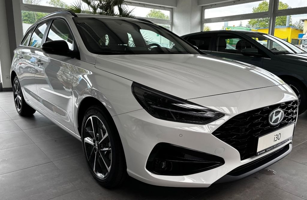 Hyundai i30 2025