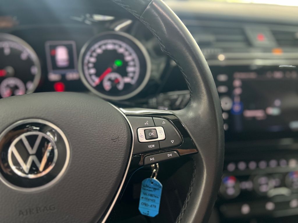 Volkswagen Touran 2021