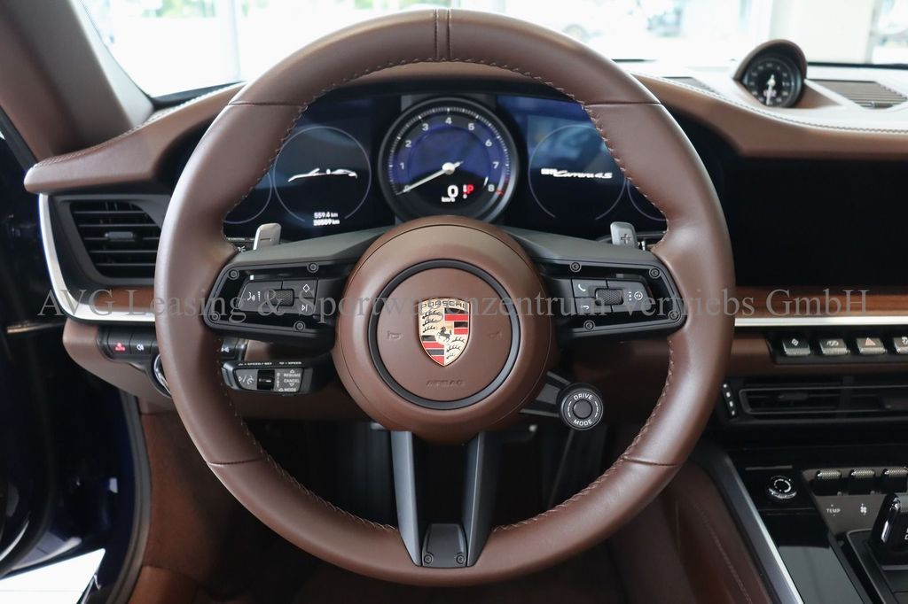 Porsche 992 2024