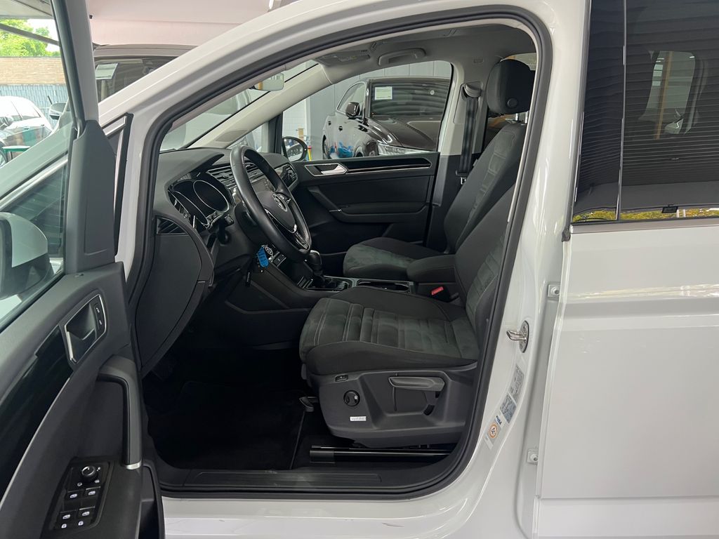 Volkswagen Touran 2021