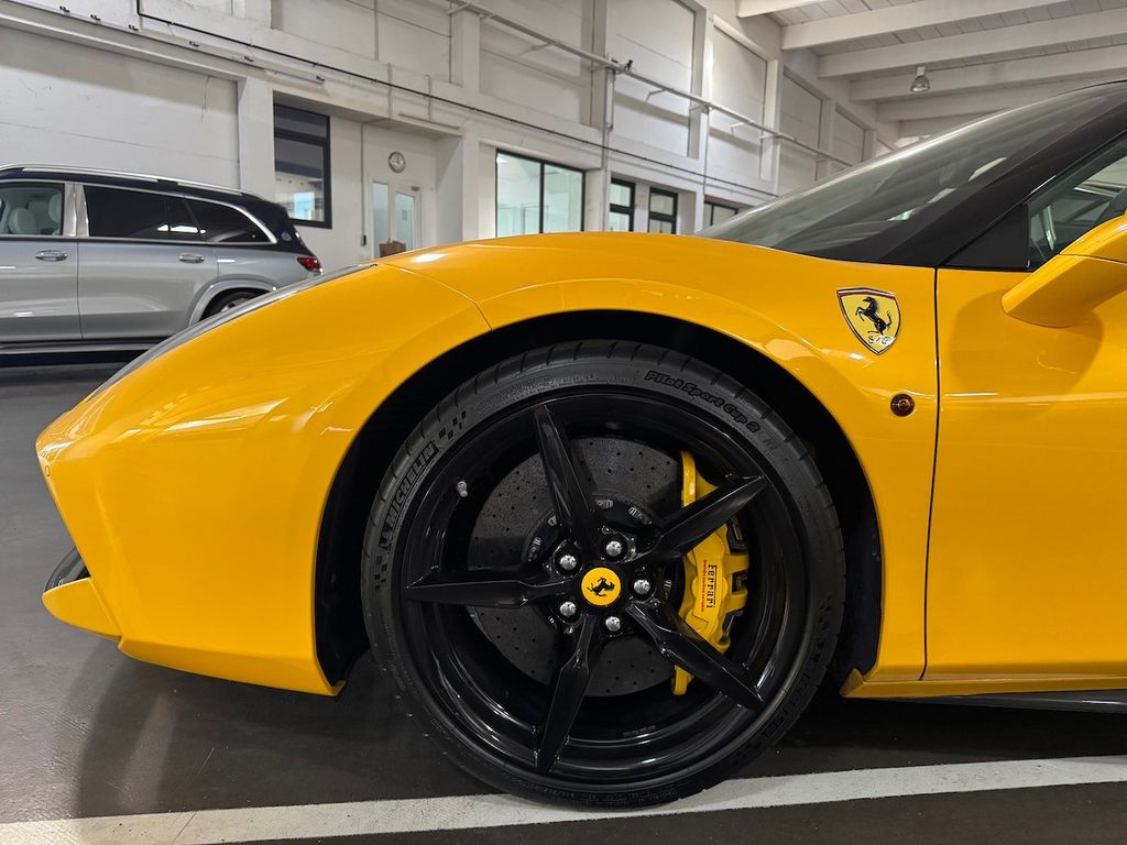 Ferrari 488 Spider 2017
