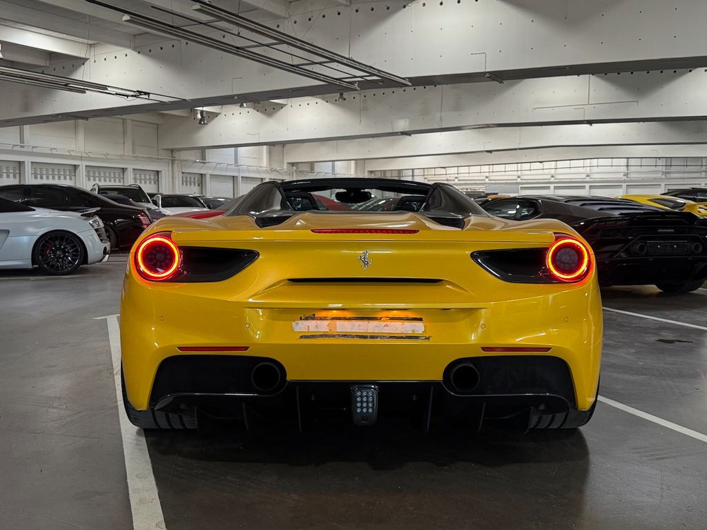 Ferrari 488 Spider 2017