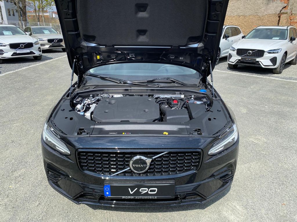 Volvo V90 2023