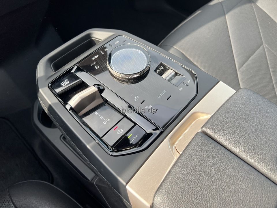 BMW iX 2022
