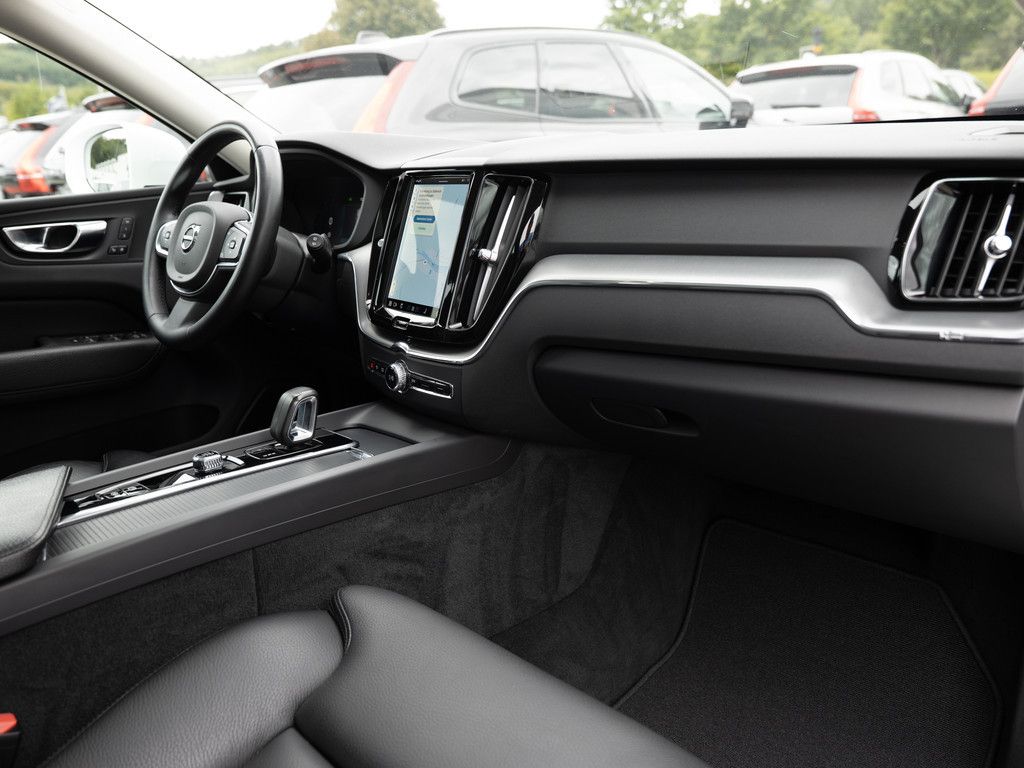 Volvo XC60 2022