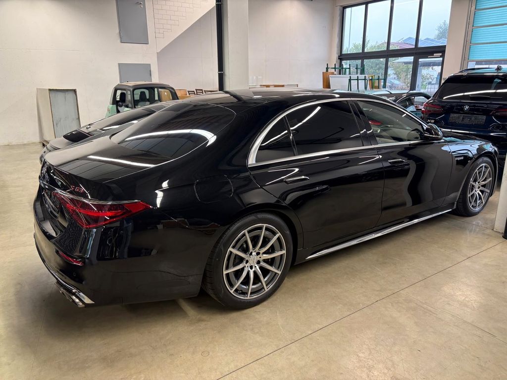 Mercedes-Benz S 63 AMG