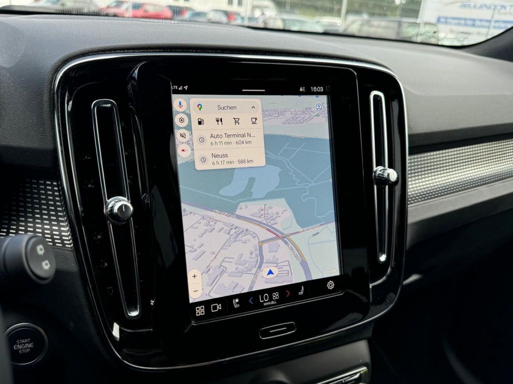 Volvo XC40 2024