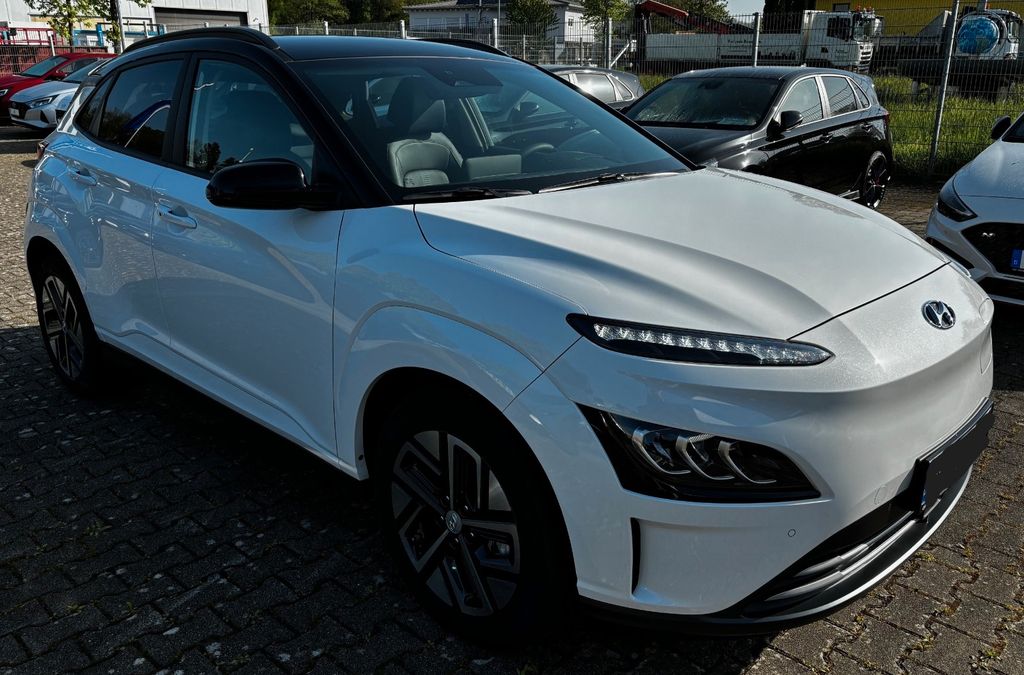Hyundai KONA 2024