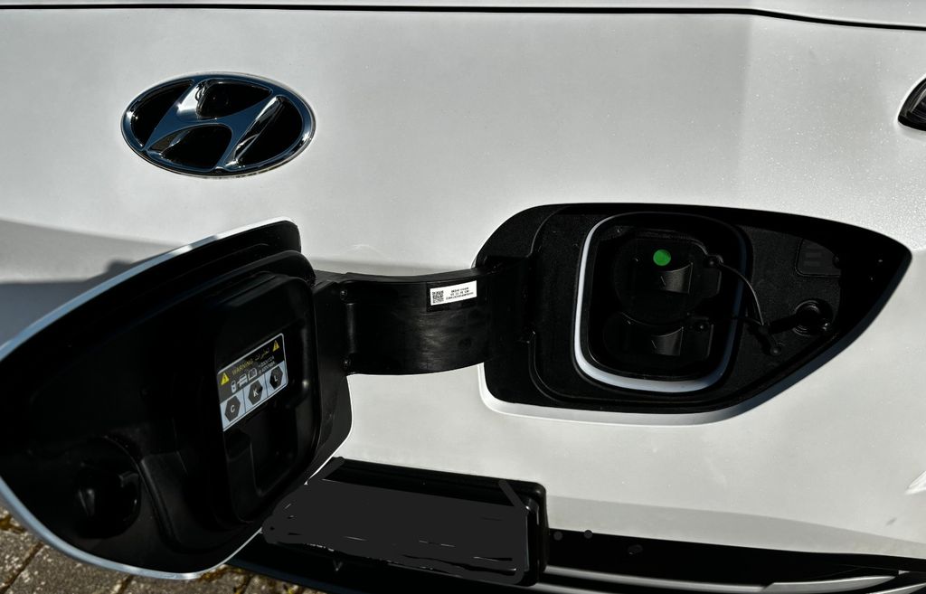 Hyundai KONA 2024