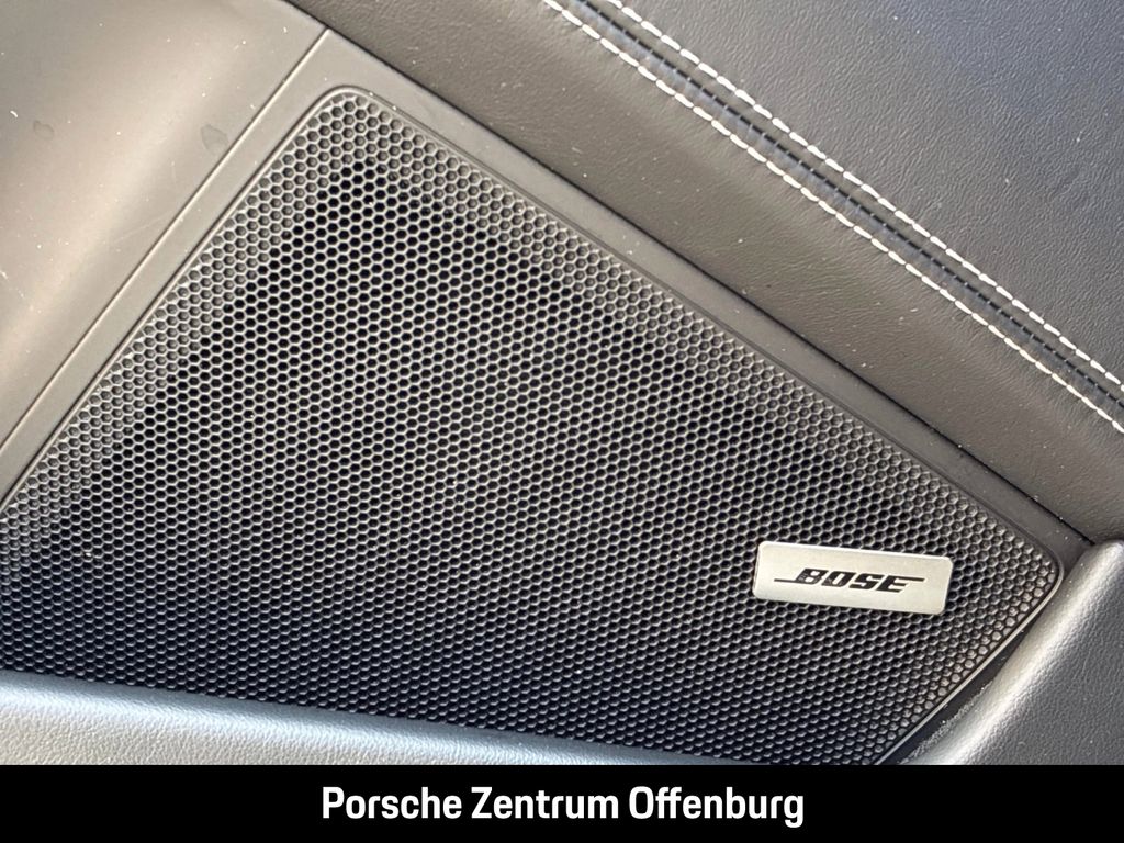 Porsche 992 2023