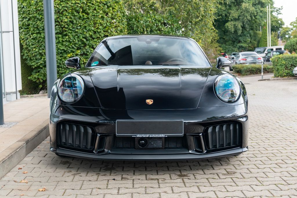 Porsche 992 2025