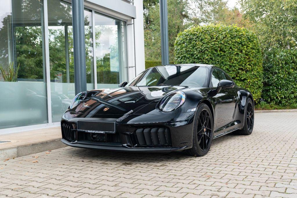Porsche 992 2025