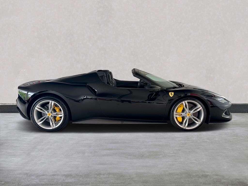 Ferrari 296 GTS 2024