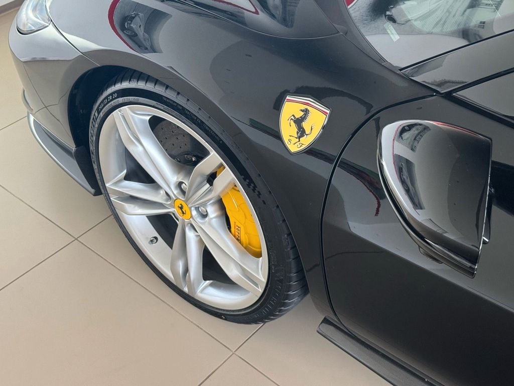 Ferrari 296 GTS 2024