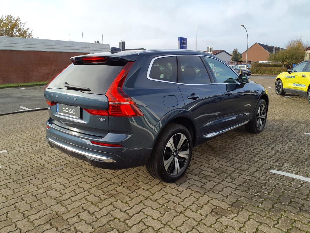 Volvo XC60 2025