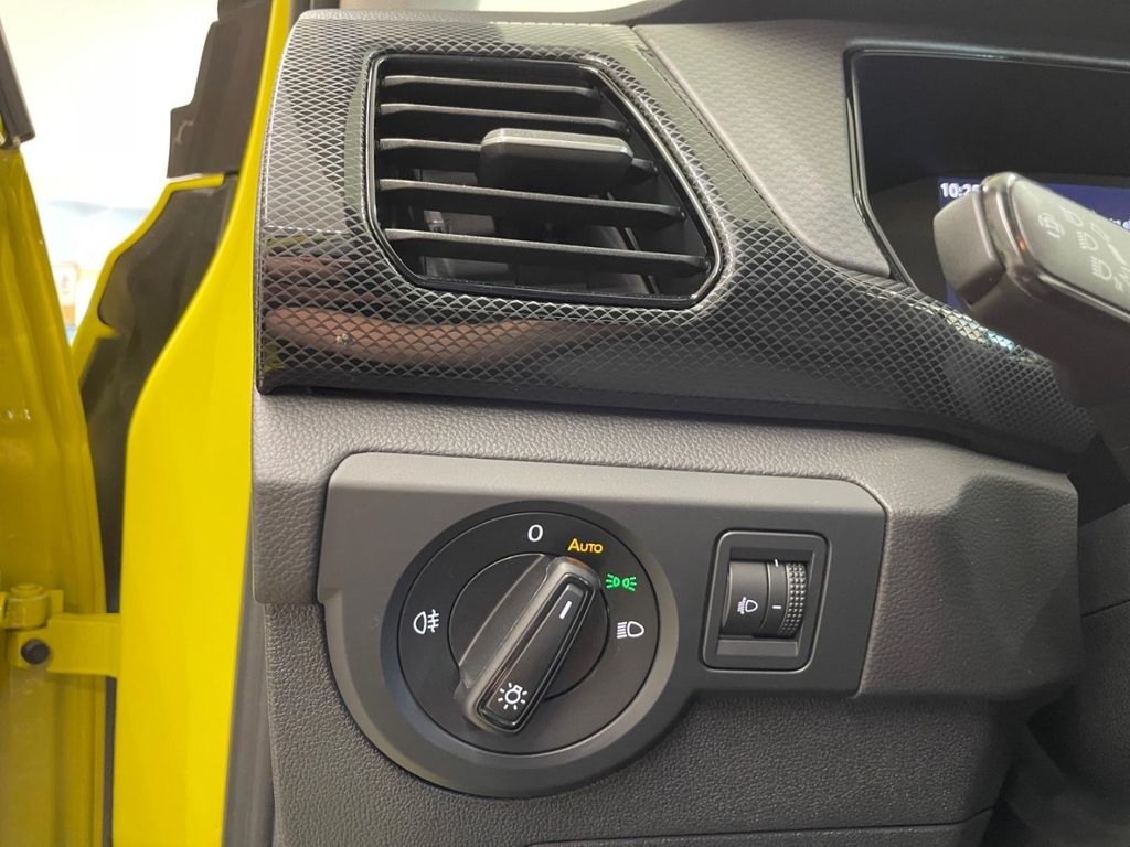 Volkswagen T-Cross 2024