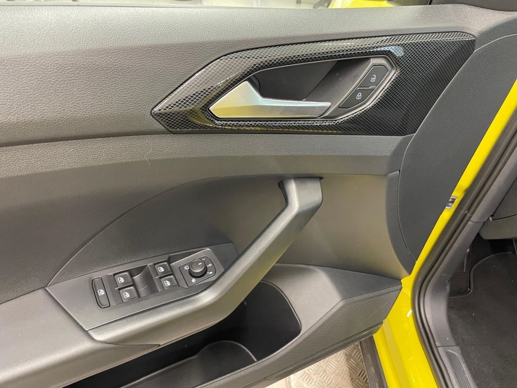 Volkswagen T-Cross 2024