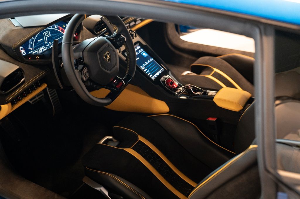 Lamborghini Huracán 2024