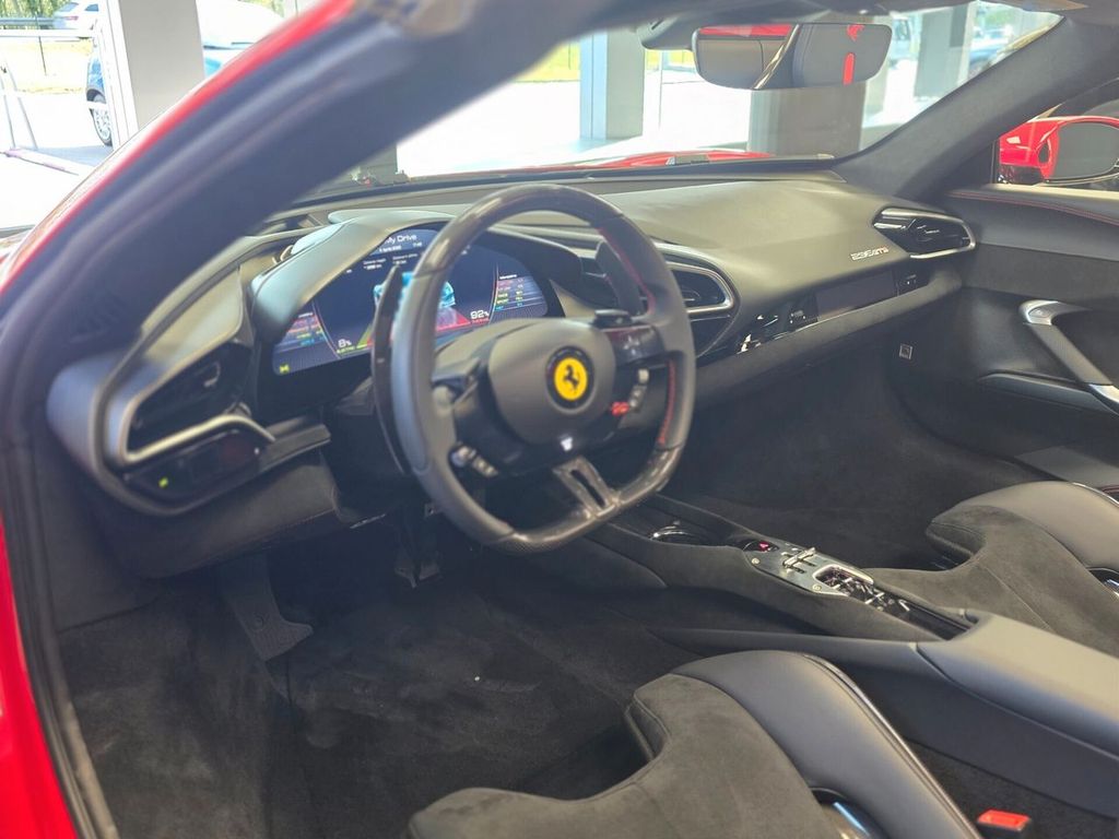 Ferrari 296 GTS 2024