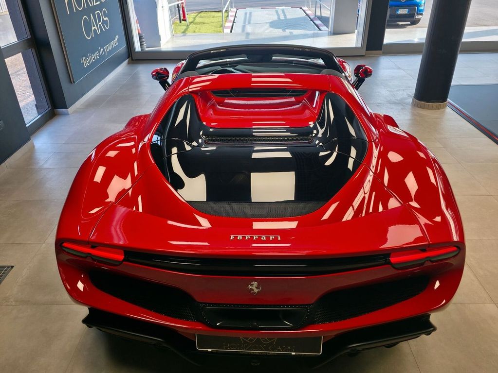 Ferrari 296 GTS 2024