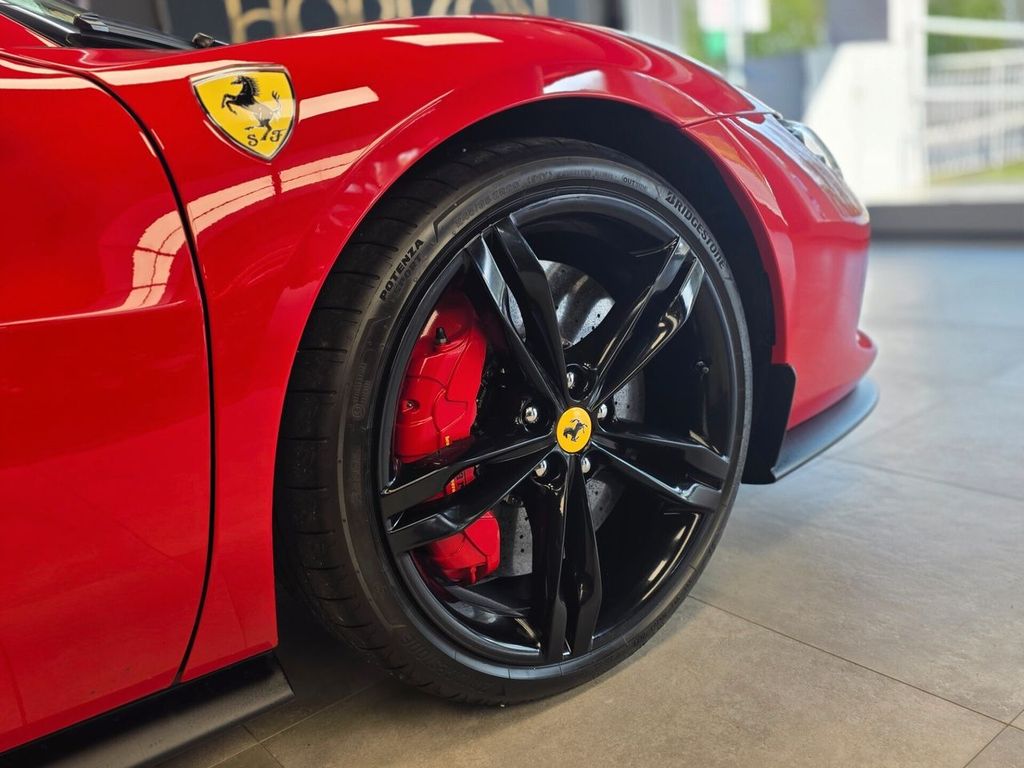 Ferrari 296 GTS 2024