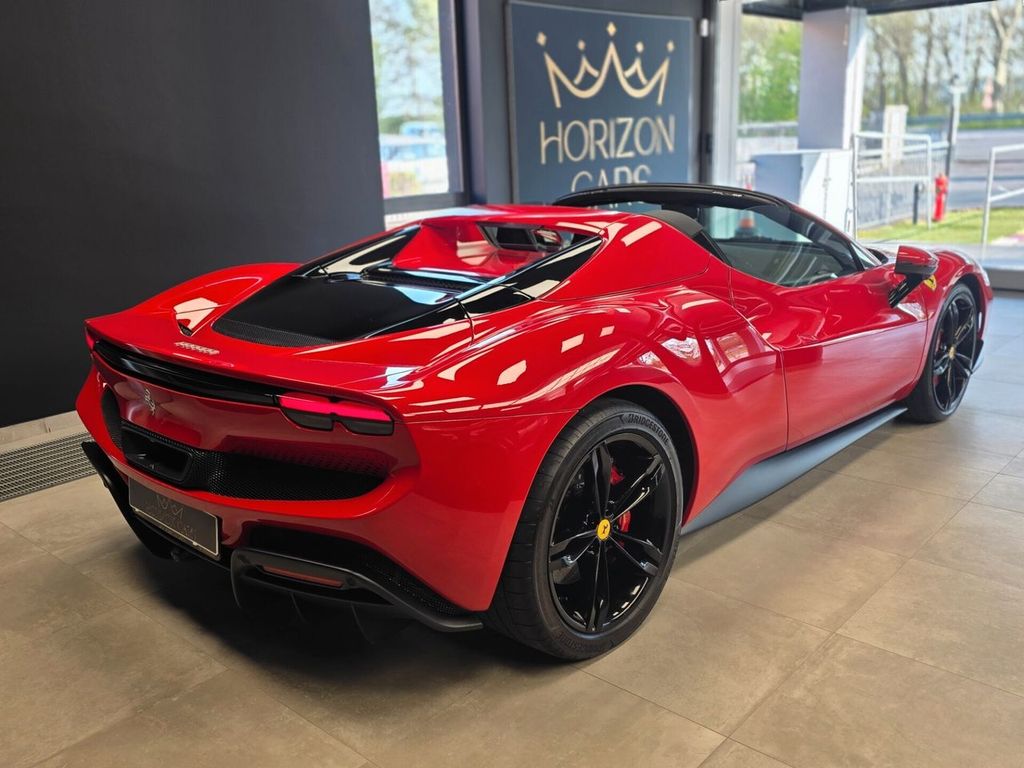 Ferrari 296 GTS 2024