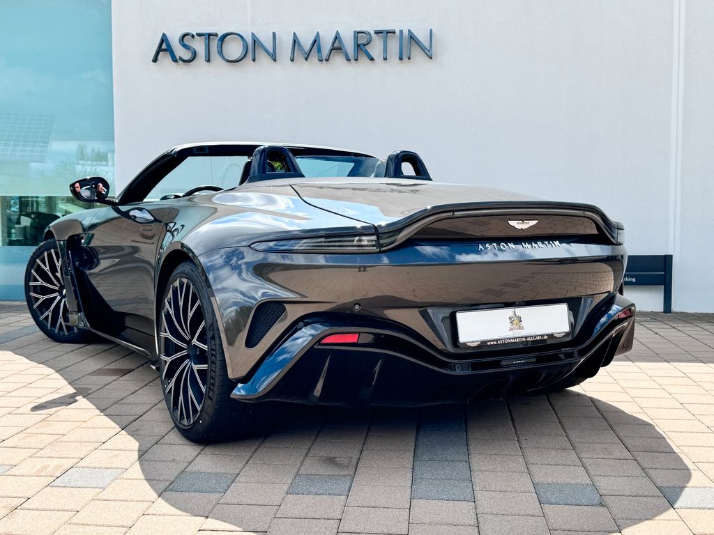Aston Martin V12 Vantage 2023