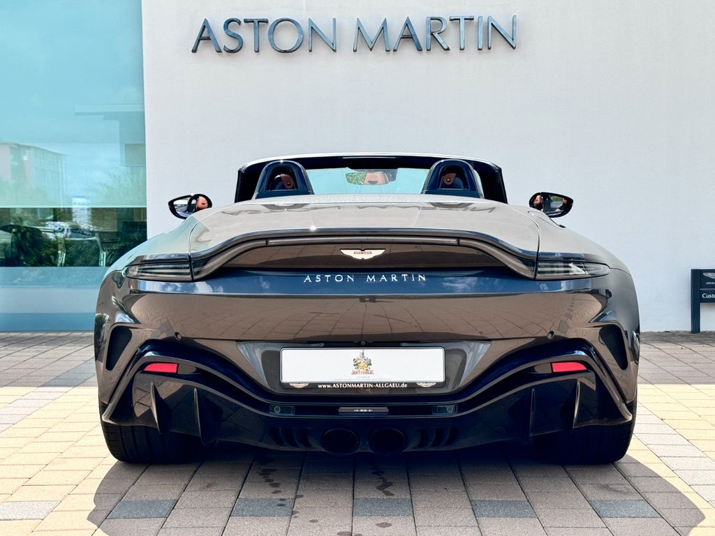 Aston Martin V12 Vantage 2023