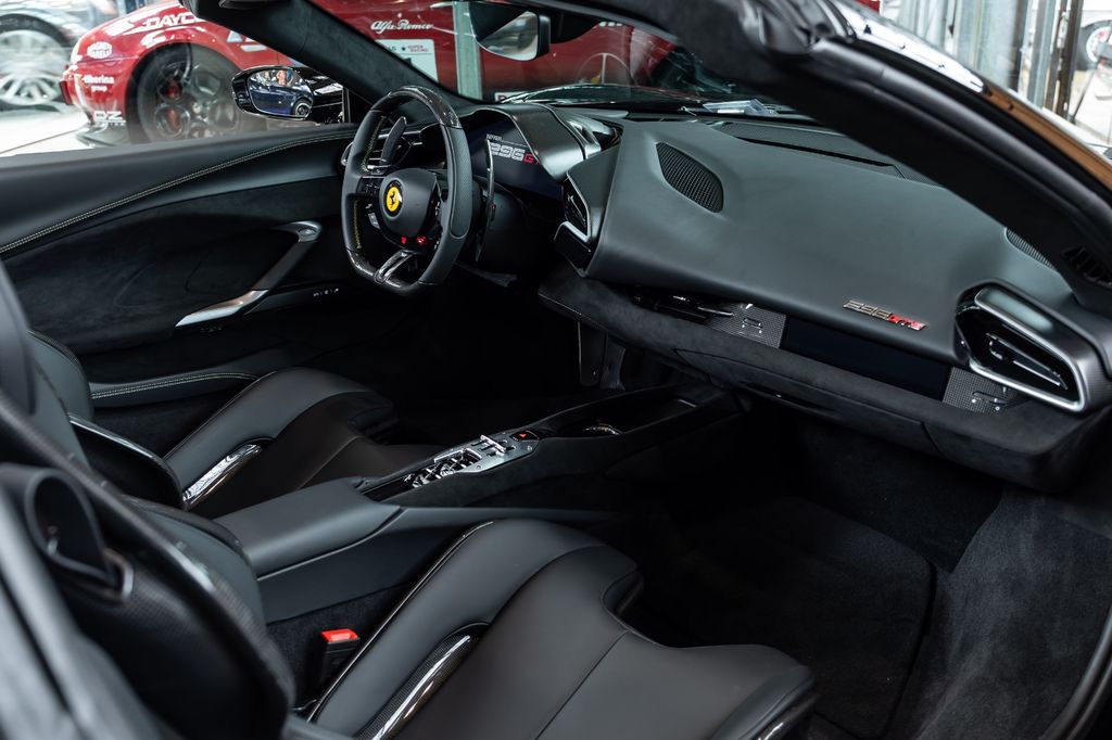 Ferrari 296 GTS 2024