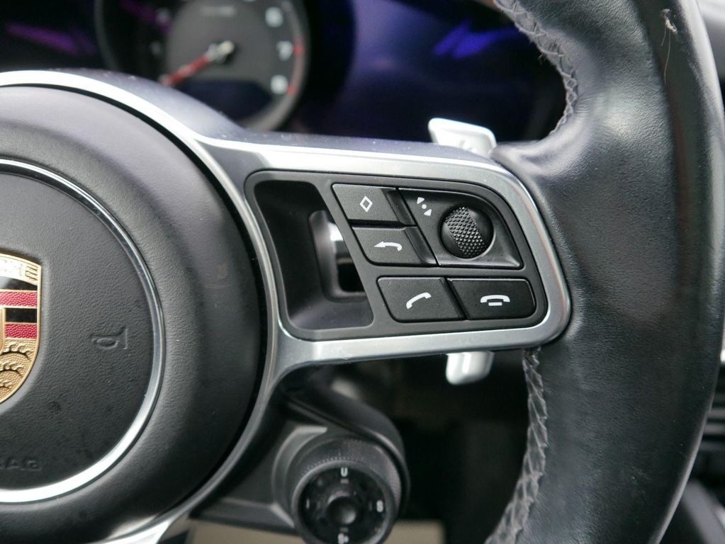 Porsche Cayenne 2022