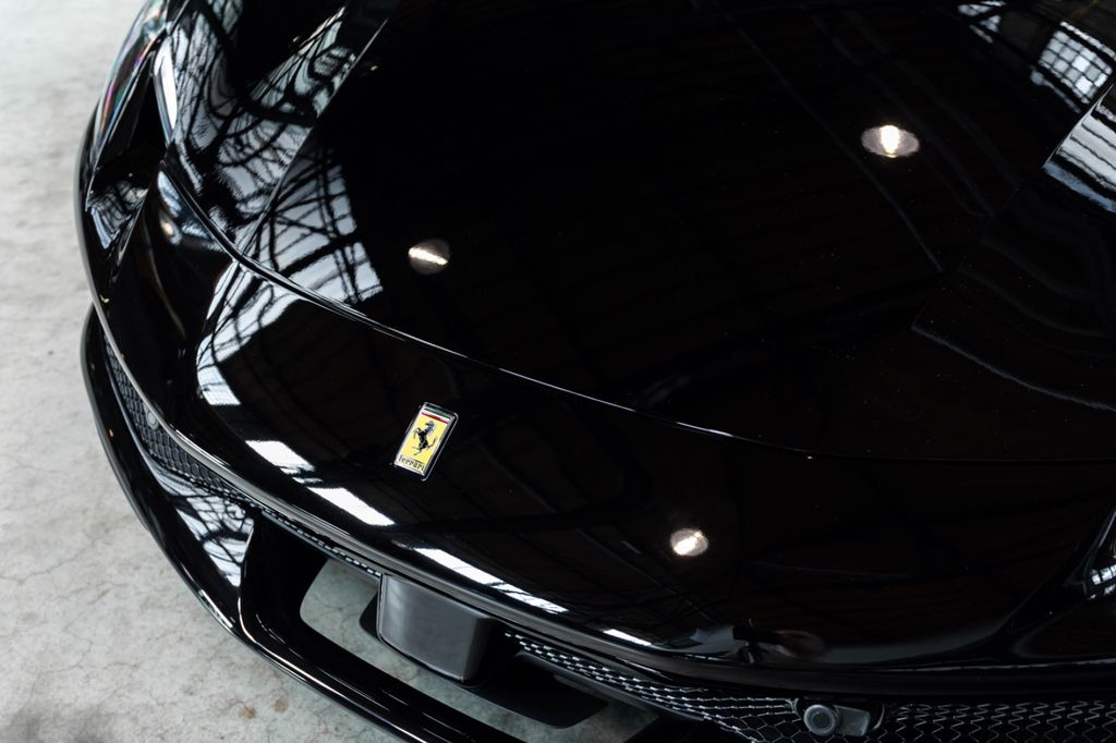 Ferrari 296 GTS 2024