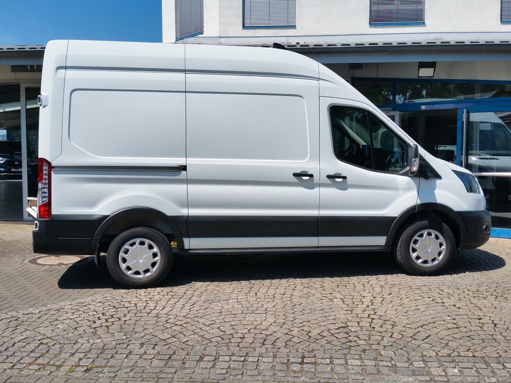 Ford Transit 2024