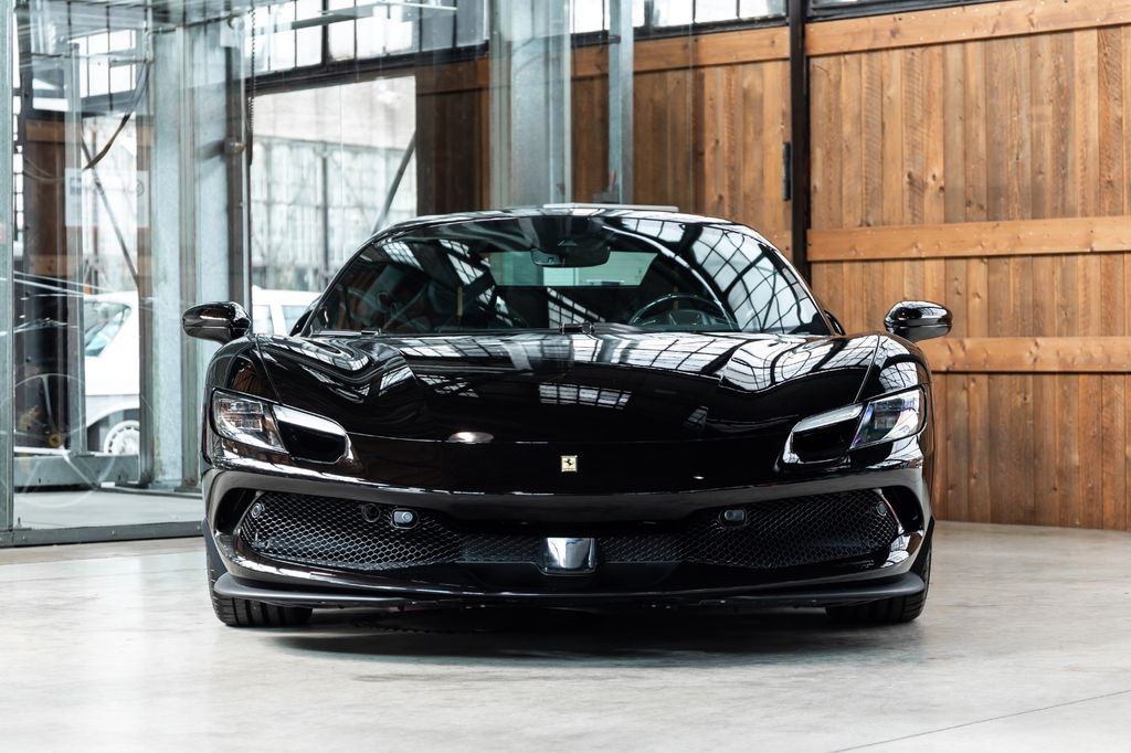 Ferrari 296 GTS 2024