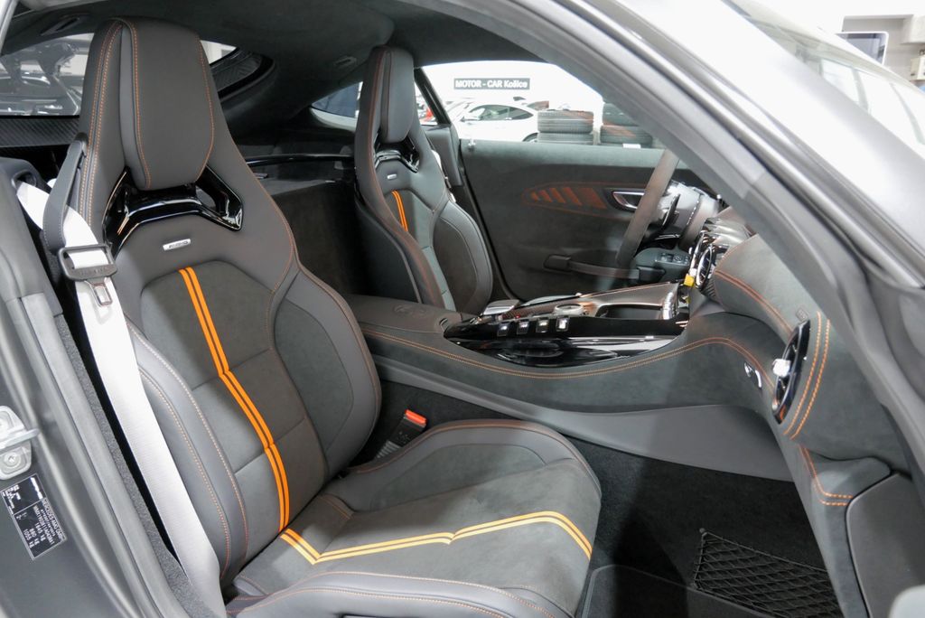 Mercedes-Benz AMG GT 2022