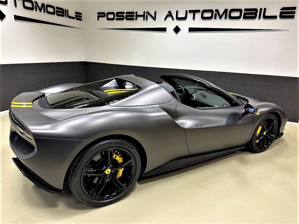 Ferrari 296 GTS 2025