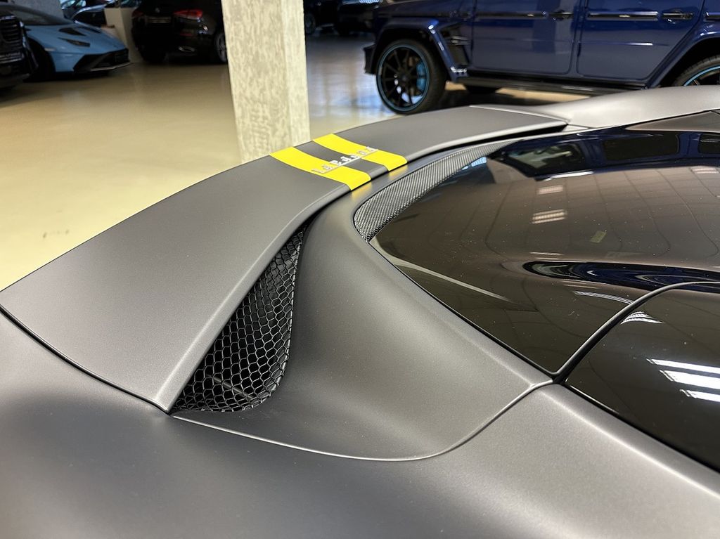 Ferrari 296 GTS 2025