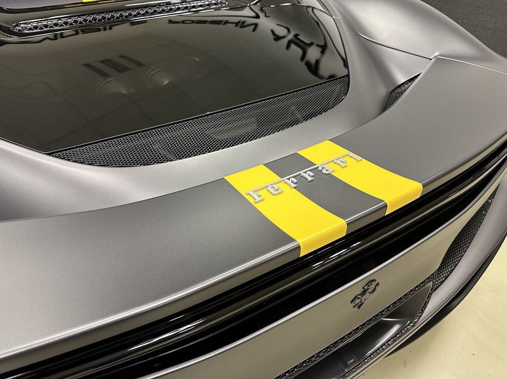 Ferrari 296 GTS 2025