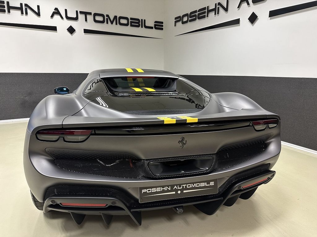 Ferrari 296 GTS 2025