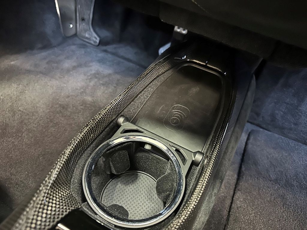 Ferrari 296 GTS 2025