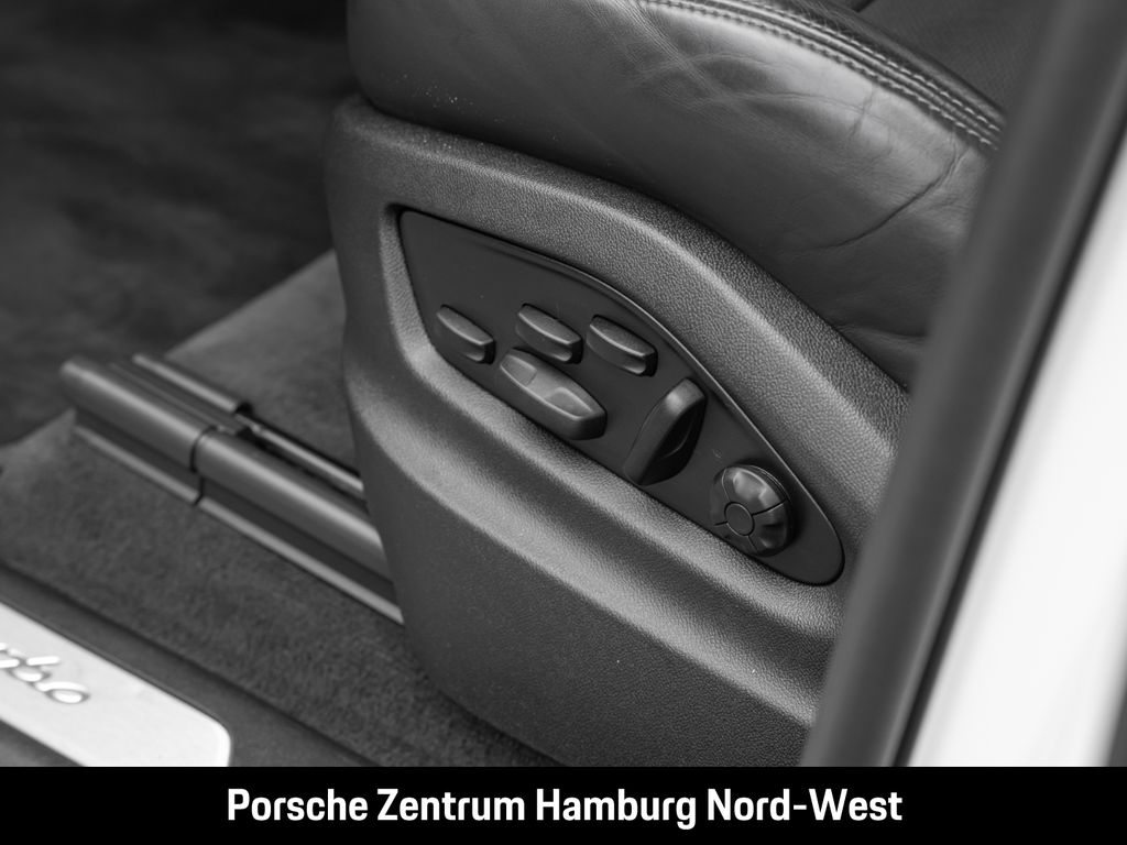 Porsche Cayenne 2022