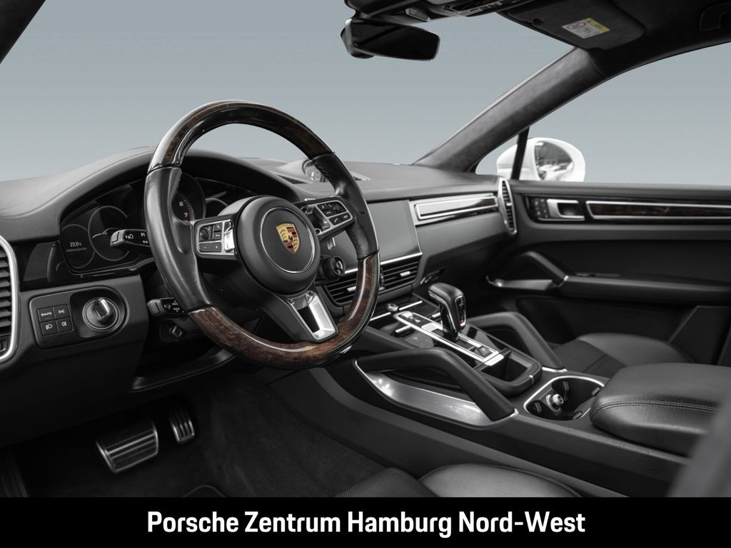 Porsche Cayenne 2022