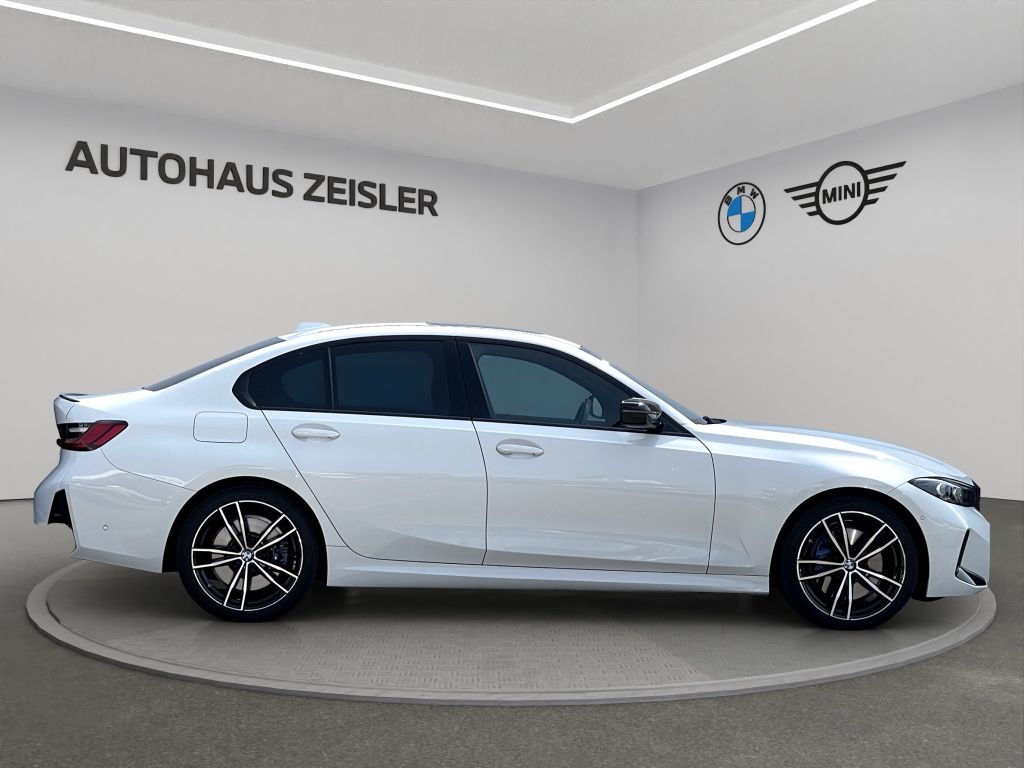 BMW 330 2024