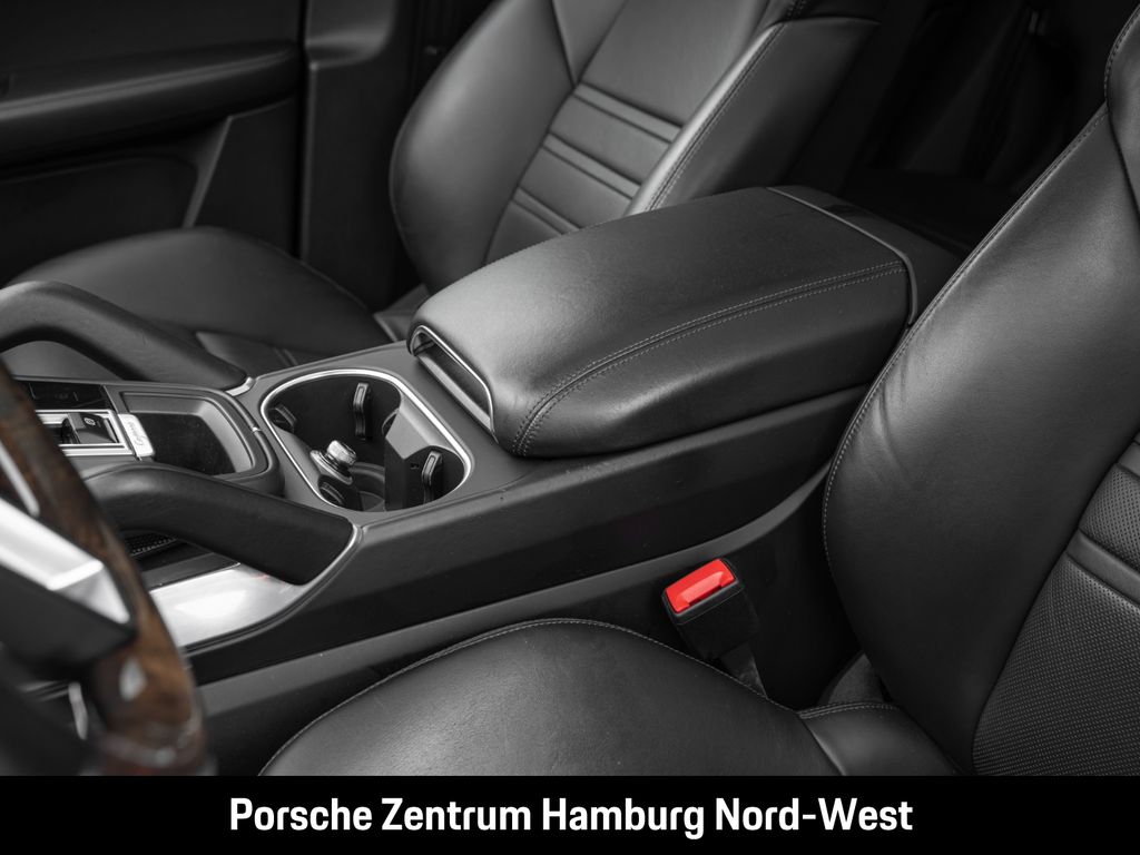 Porsche Cayenne 2022