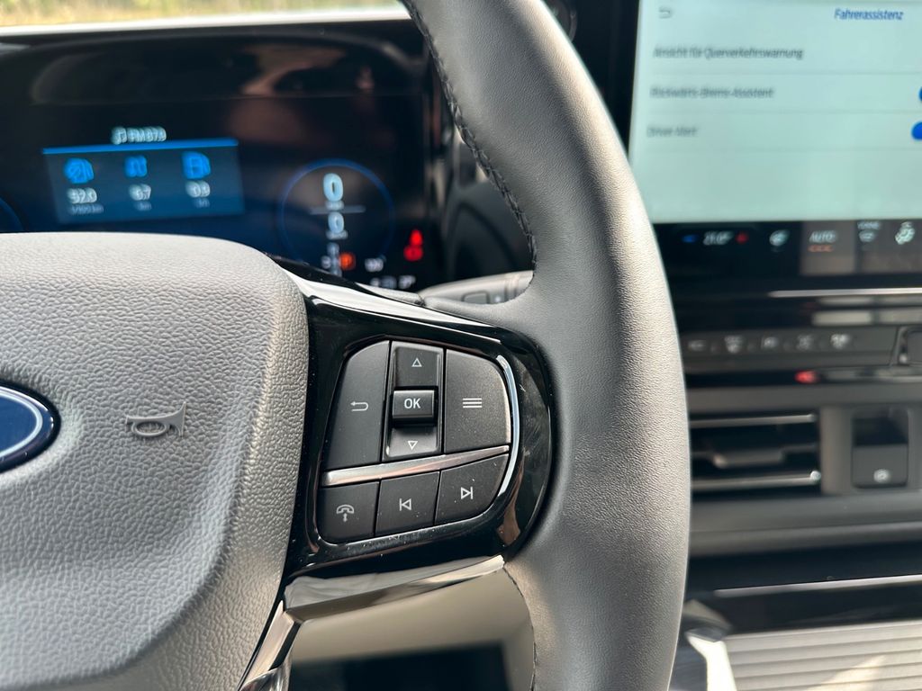 Ford Tourneo Custom 2025