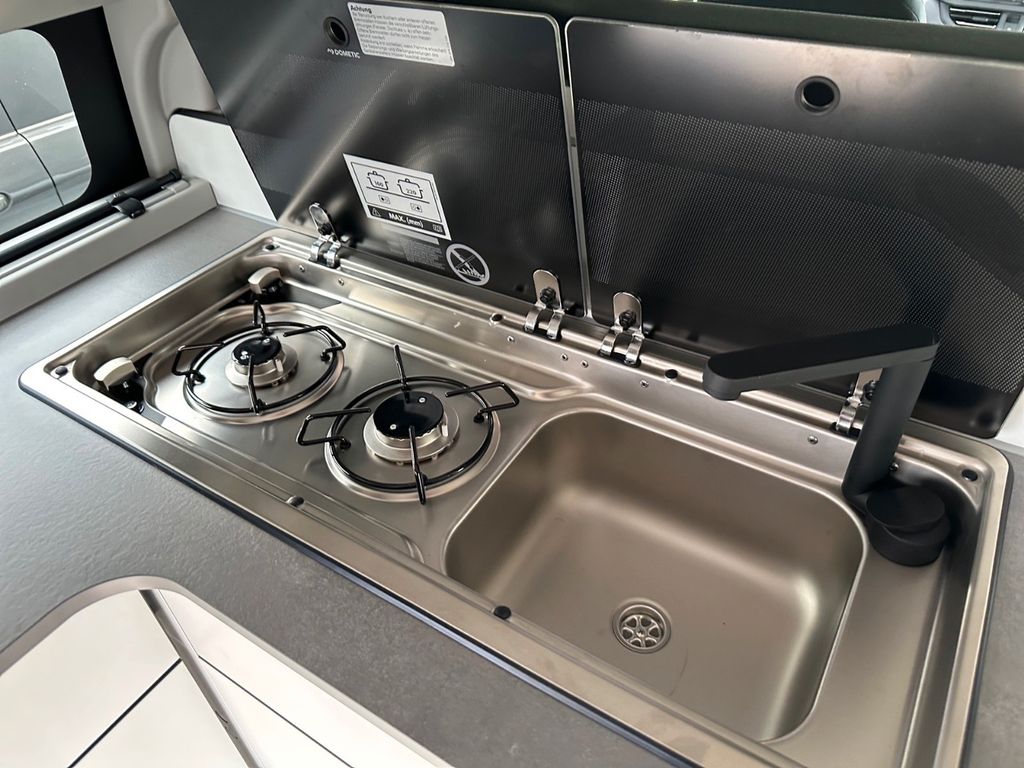 Ford Tourneo Custom 2025