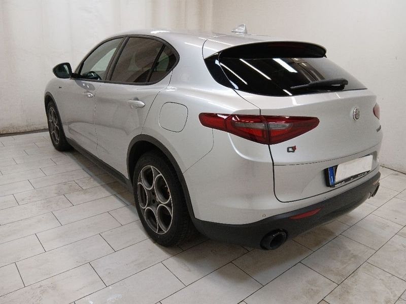 Alfa Romeo Stelvio 2022